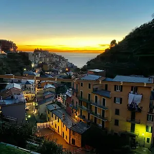 Pensión The Main Plaza, Manarola